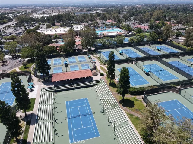 The Claremont Club