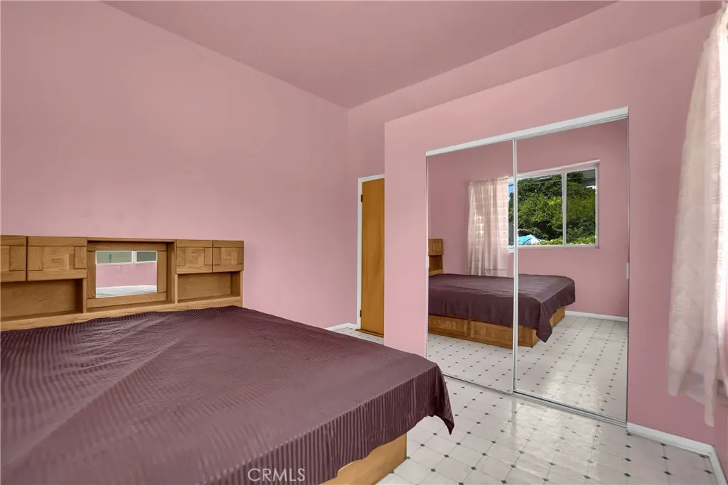 Front House - Bedroom #4