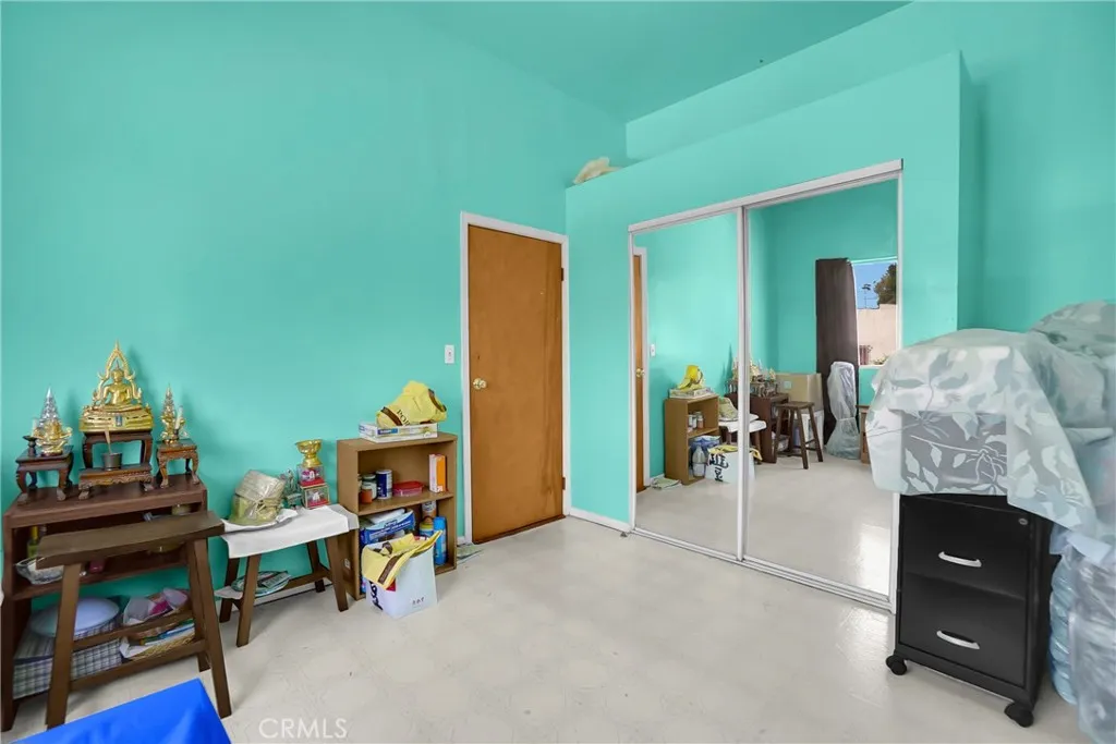 Front House- Bedroom #1