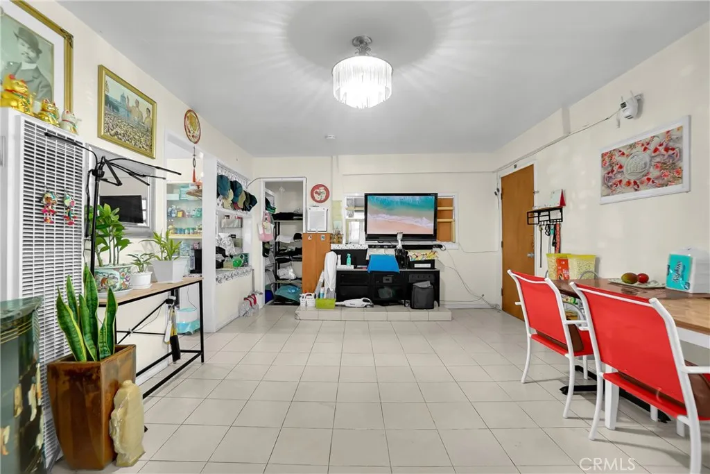 Back House - Living Room