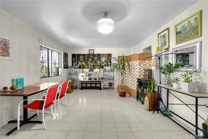 Back House - Living Room