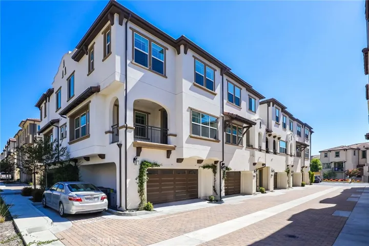 308 Limestone, Lake Forest, California 92610