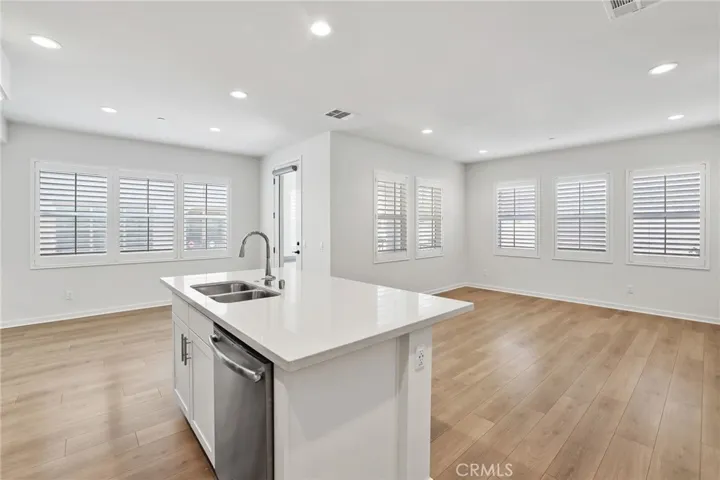 308 Limestone, Lake Forest, California 92610