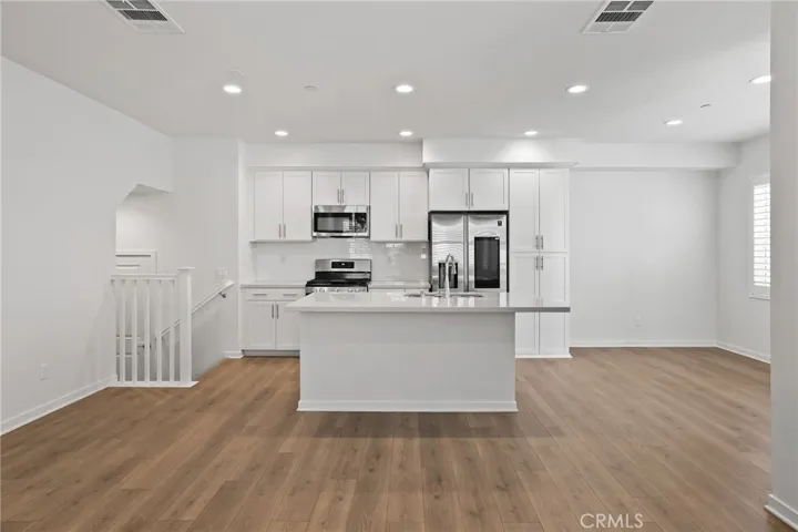 308 Limestone, Lake Forest, California 92610