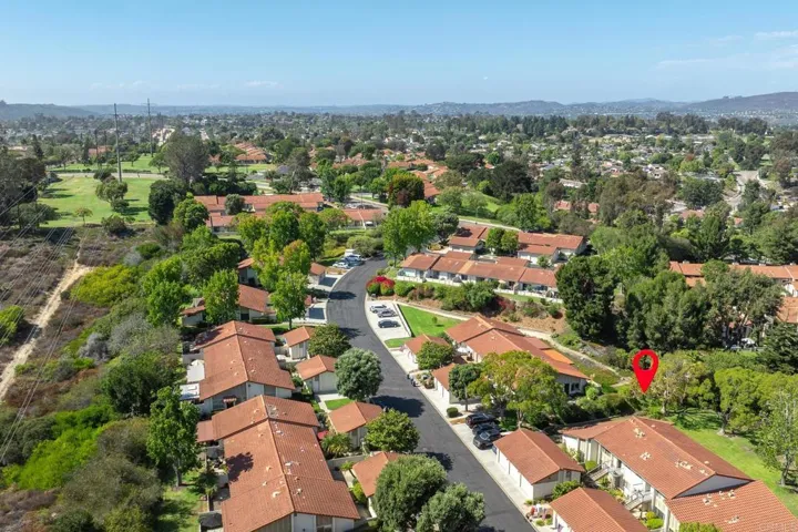 1976 Fairlee Drive, Encinitas, California 92024