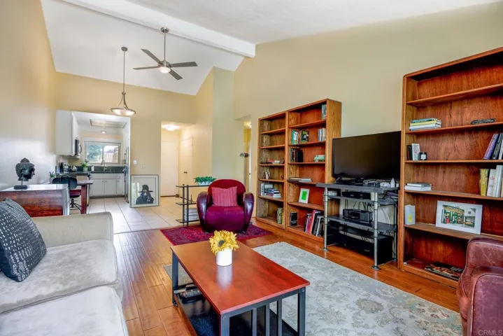 1976 Fairlee Drive, Encinitas, California 92024
