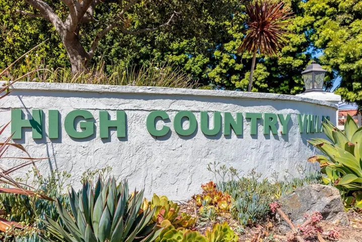 1976 Fairlee Drive, Encinitas, California 92024