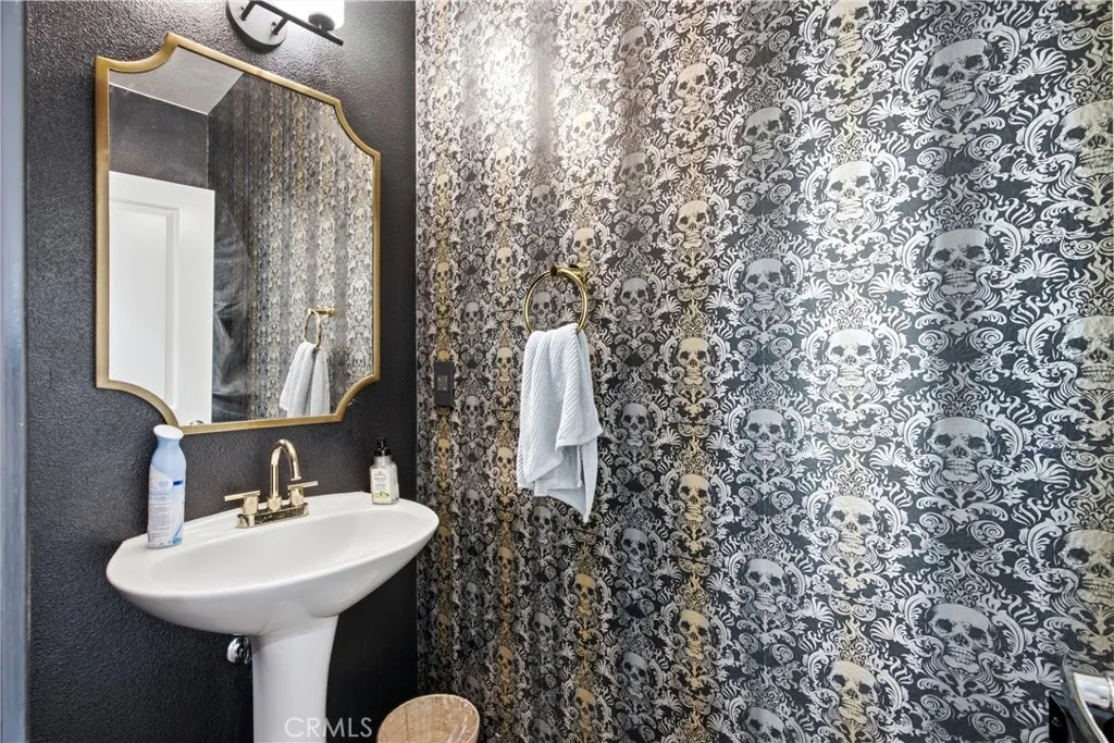 Powder Room 2nd floor