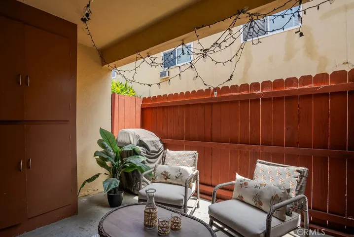 2516 Virginia, Santa Monica, California 90404