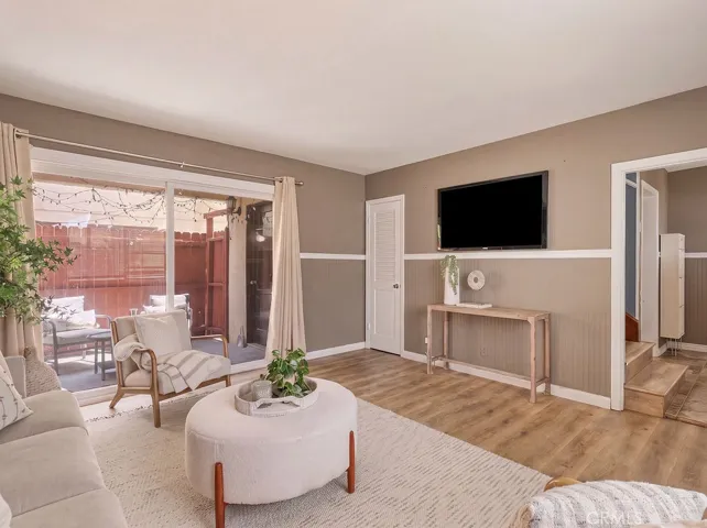 2516 Virginia, Santa Monica, California 90404