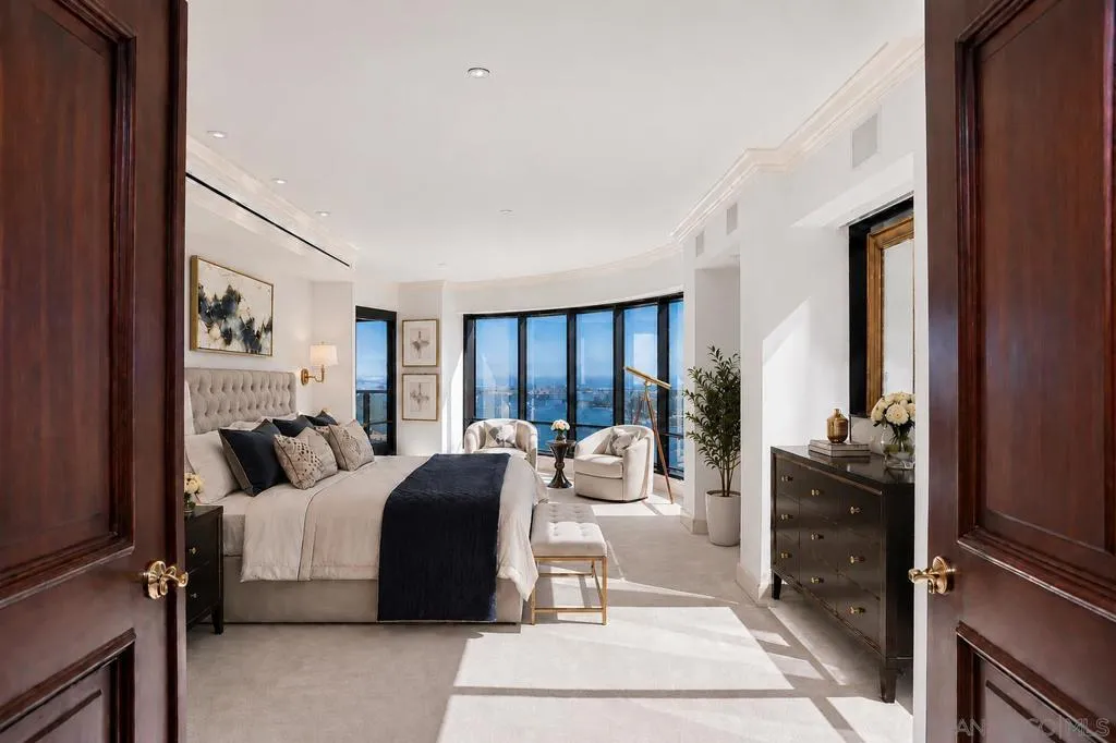 https://zimg.paragon.ice.com/ParagonImages/Property/PA/SDMLS/260017252/27/120/90/aa65ac2fc44b4bc4ab87fb1f336206ae/3/097f6a727c1c2ac2b3bff78f6bd4d114/260017252-0bb24675-93fe-4176-a4d3-d0eb3b08d7b1.JPG