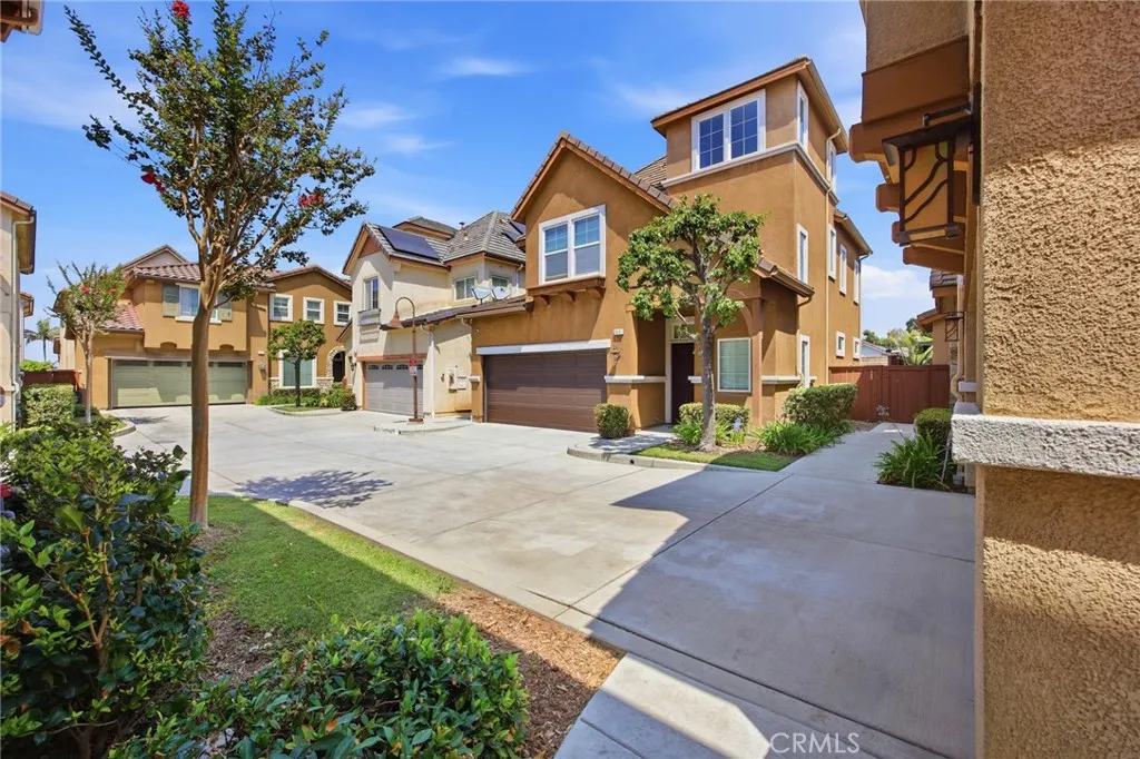 3677 W Chapman, Inglewood, California 90305 — photo 5