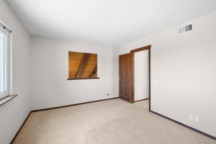 2827 N Victoria Drive, Alpine, California 91901