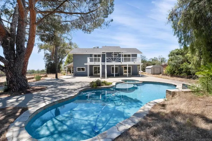 2827 N Victoria Drive, Alpine, California 91901