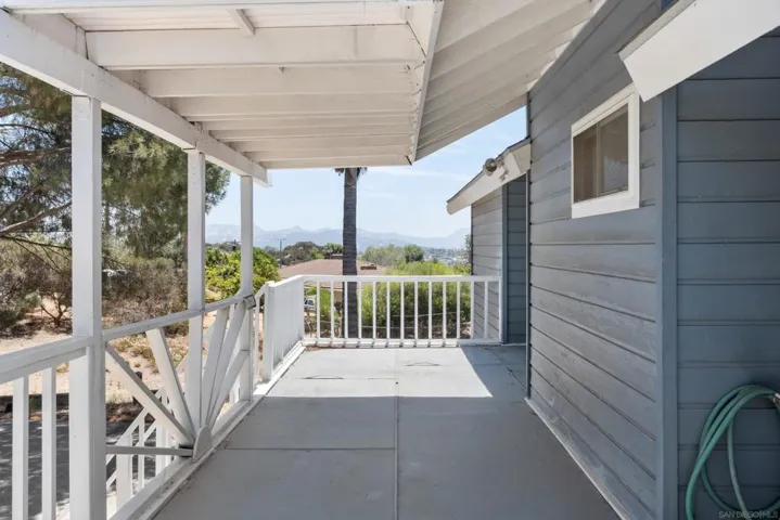 2827 N Victoria Drive, Alpine, California 91901