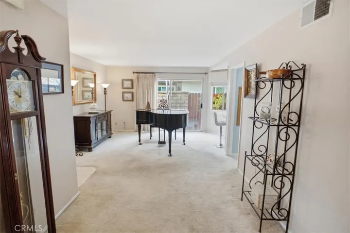 Formal Living Room/Flex Room