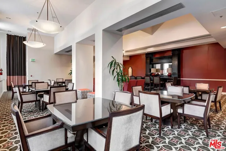 10724 Wilshire Boulevard 611, Los Angeles, California 90024