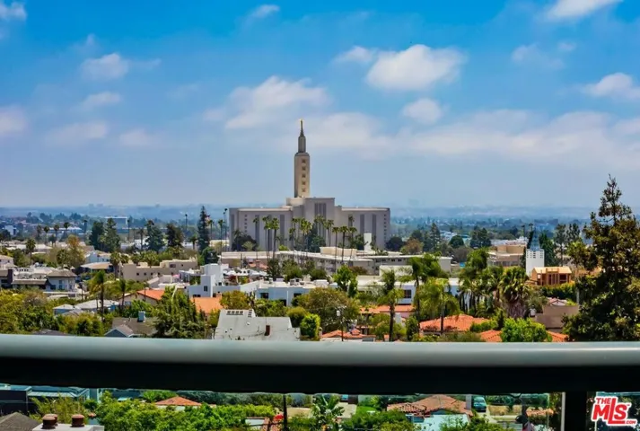 10724 Wilshire Boulevard 611, Los Angeles, California 90024