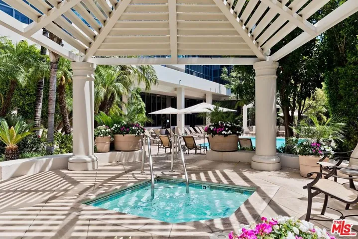 10724 Wilshire Boulevard 611, Los Angeles, California 90024