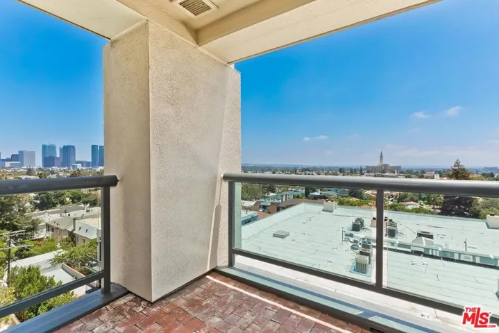 10724 Wilshire Boulevard 611, Los Angeles, California 90024