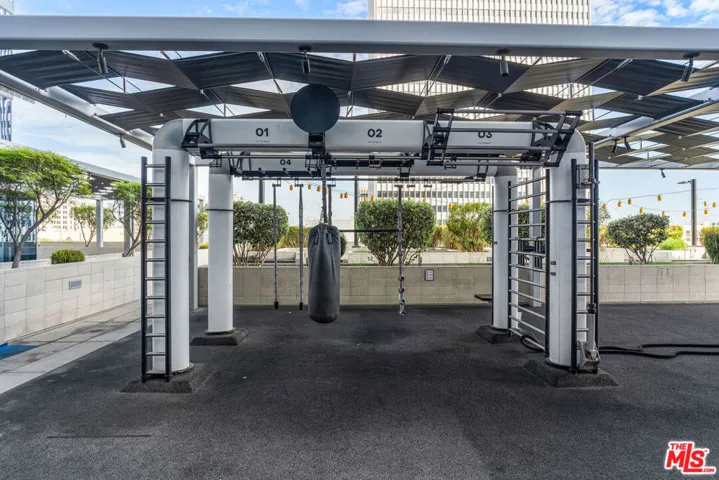 330 W 11th Street 104, Los Angeles, California 90015