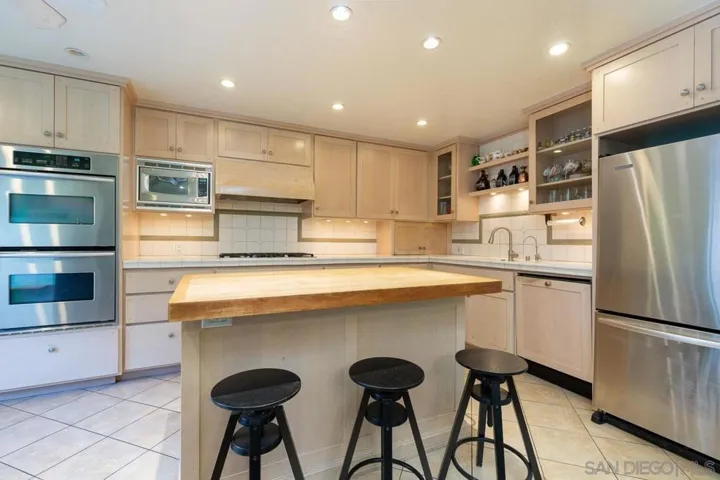 449 G Ave, Coronado, California 92118