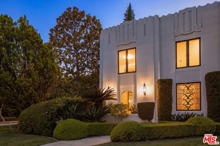 191 S Hudson Avenue, Los Angeles, California 90004