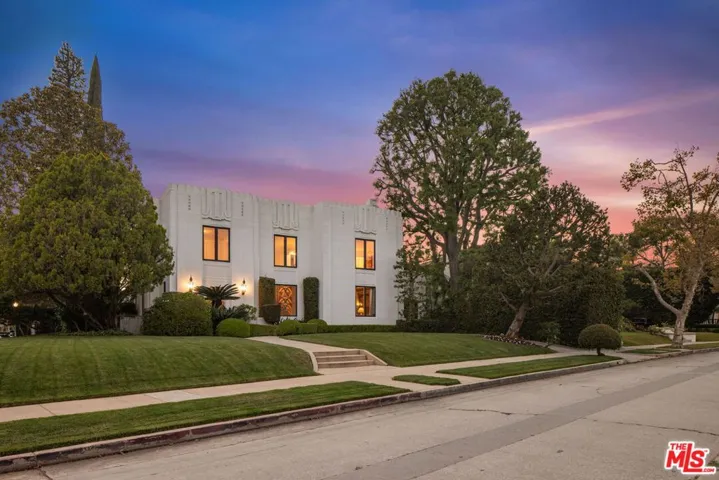 191 S Hudson Avenue, Los Angeles, California 90004