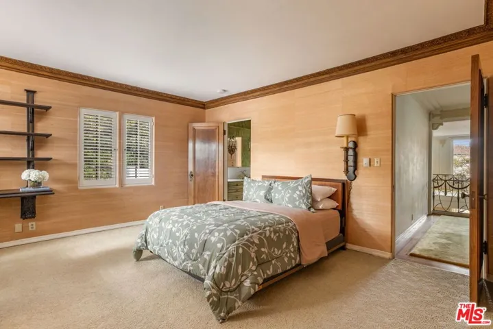 191 S Hudson Avenue, Los Angeles, California 90004