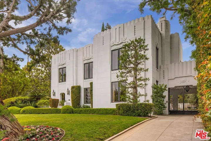 191 S Hudson Avenue, Los Angeles, California 90004