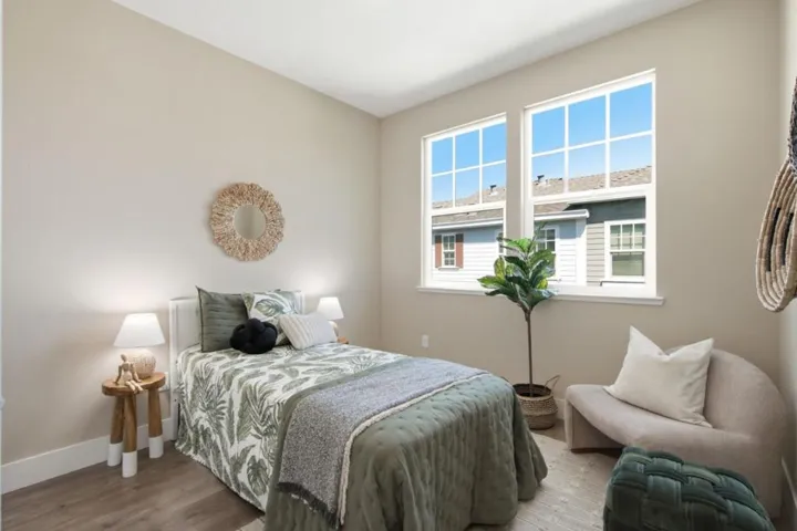 350 Circuit Way, Mountain View, California 94043