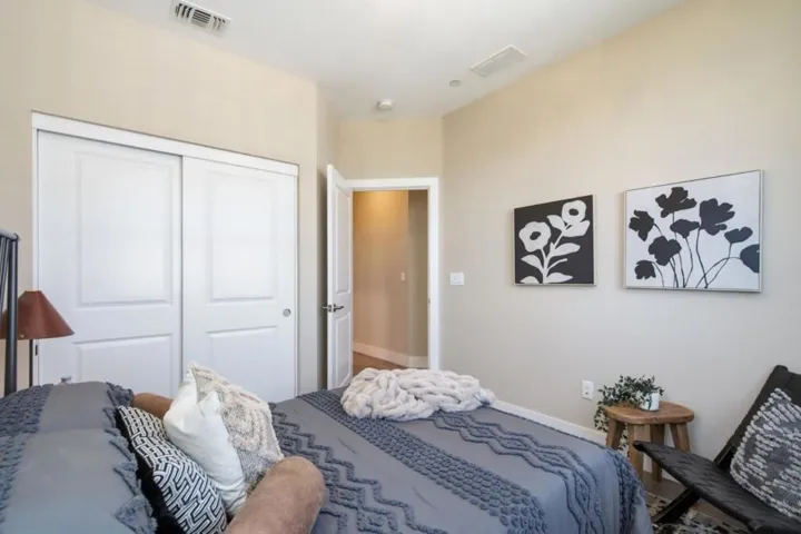 350 Circuit Way, Mountain View, California 94043