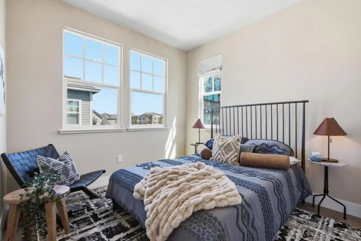 350 Circuit Way, Mountain View, California 94043