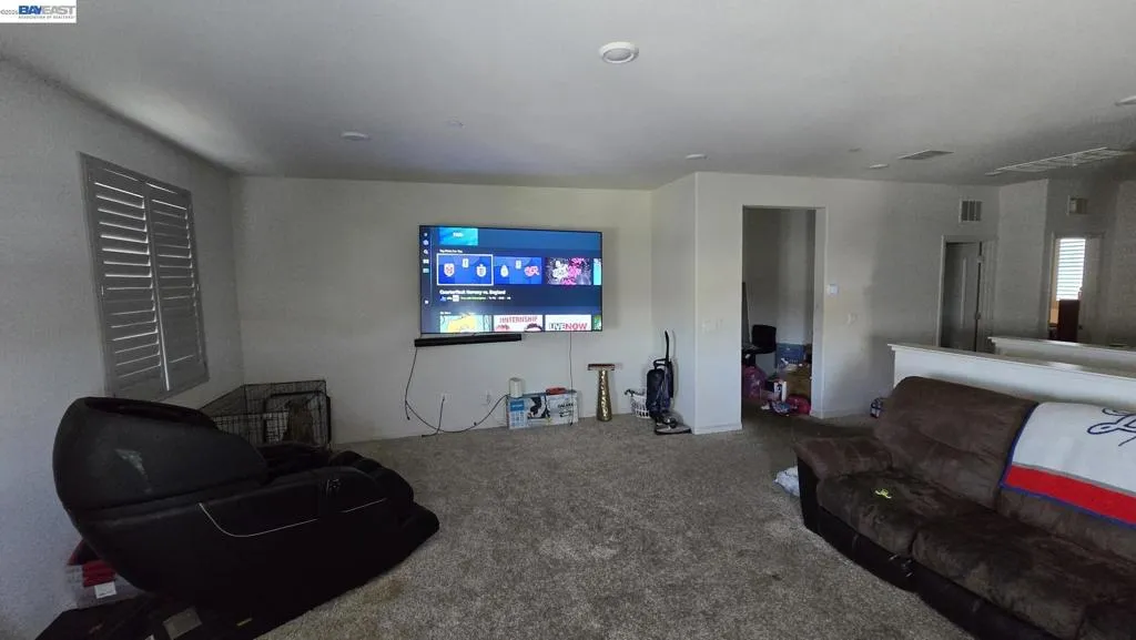 10007 Baltisan Ln, Stockton, California 95219 — photo 5