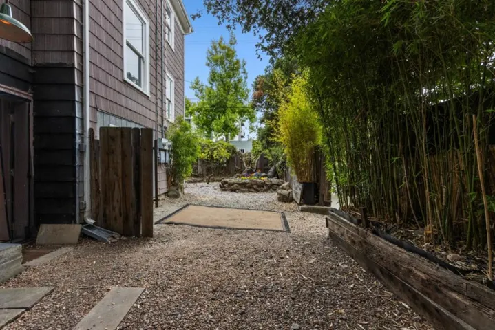 2603 Ellsworth Street, Berkeley, California 94704