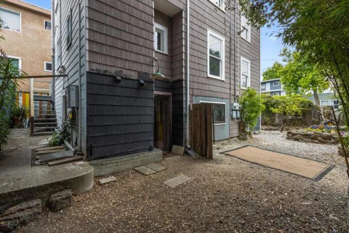 2603 Ellsworth Street, Berkeley, California 94704