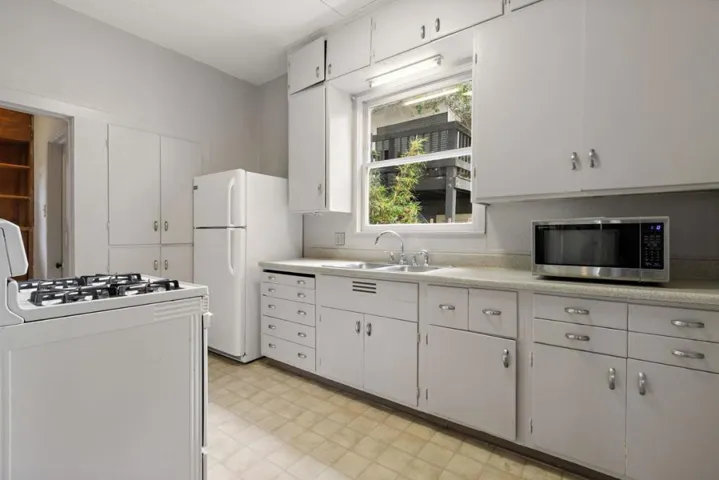 2603 Ellsworth Street, Berkeley, California 94704