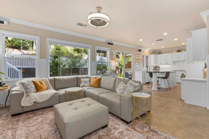 2285 Hillyer Street, Carlsbad, California 92008