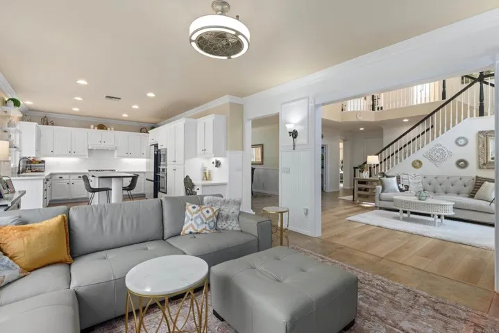 2285 Hillyer Street, Carlsbad, California 92008