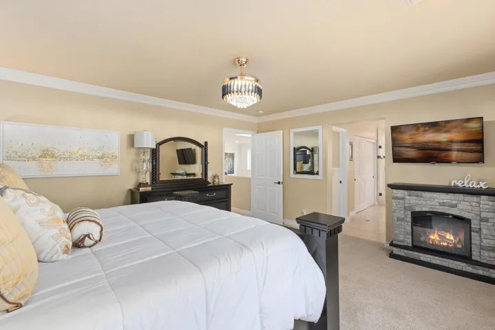 2285 Hillyer Street, Carlsbad, California 92008