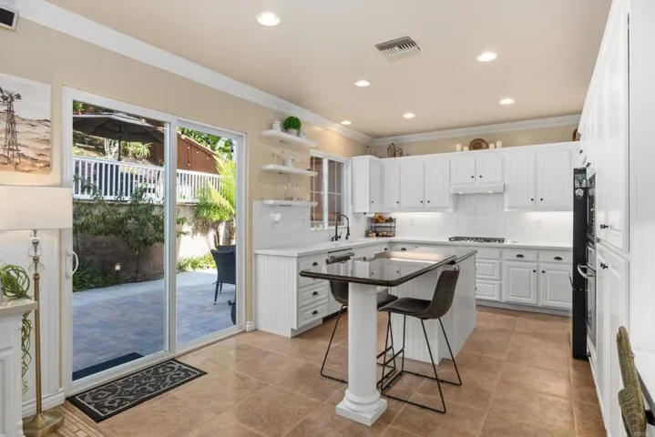 2285 Hillyer Street, Carlsbad, California 92008