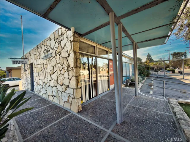 1126 N Flower, Santa Ana, California 92703