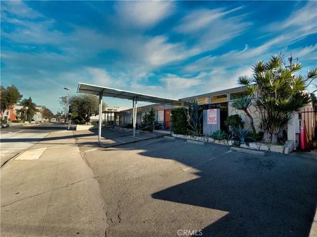 1126 N Flower, Santa Ana, California 92703
