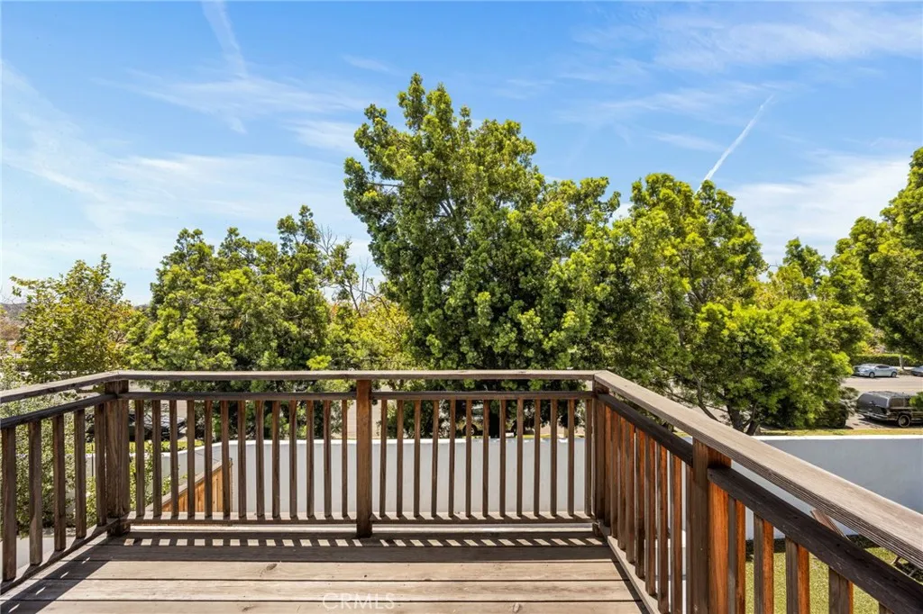 Balcony - Open view