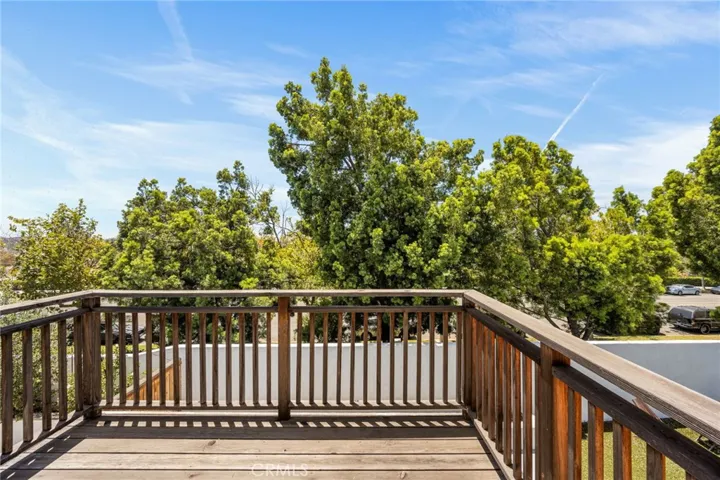 Balcony - Open view