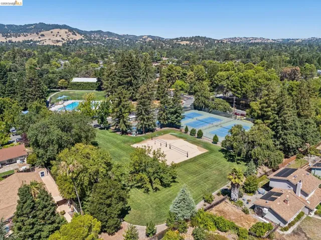 1810 3rd Ave, Walnut Creek, California 94597