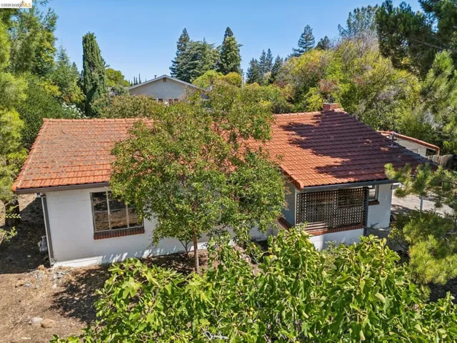 1810 3rd Ave, Walnut Creek, California 94597