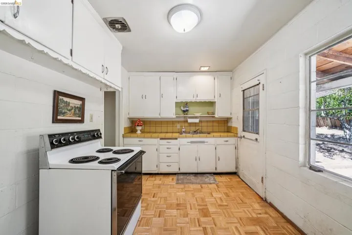 1810 3rd Ave, Walnut Creek, California 94597