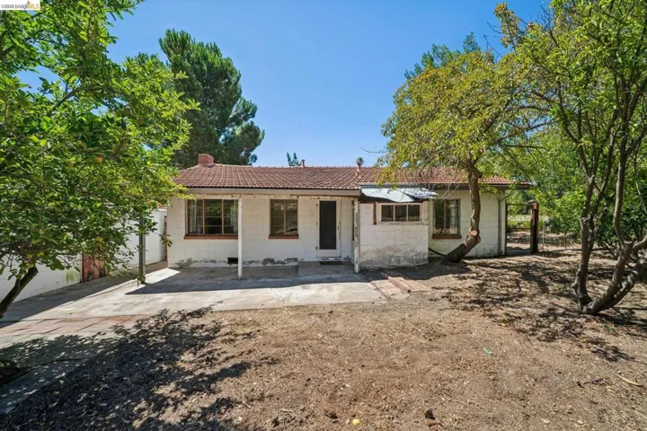 1810 3rd Ave, Walnut Creek, California 94597