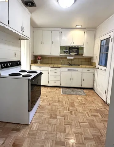 1810 3rd Ave, Walnut Creek, California 94597